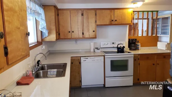 $305,000 | 710 Idaho Street, Kamiah, ID 83536