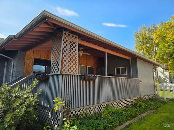 $305,000 | 710 Idaho Street, Kamiah, ID 83536