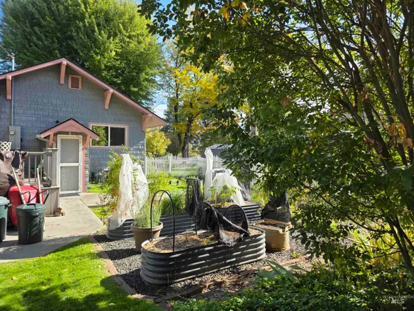 $305,000 | 710 Idaho Street, Kamiah, ID 83536