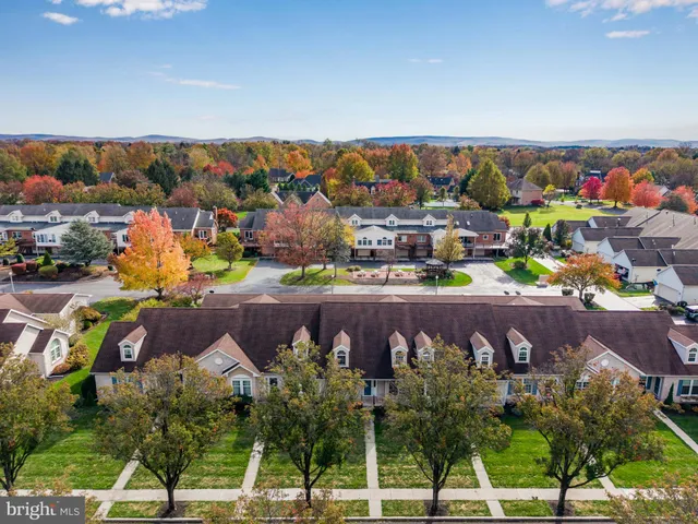 $348,000 | 1322 Georgetown Circle, Carlisle, PA 17013