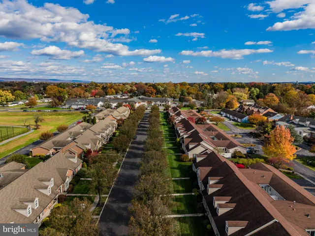 $348,000 | 1322 Georgetown Circle, Carlisle, PA 17013