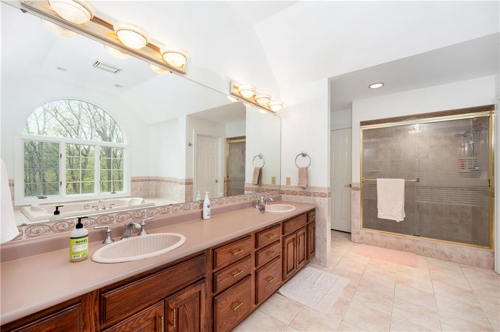 140 Cedar Ridge Butler, PA 16001 - Photo 24 of 41