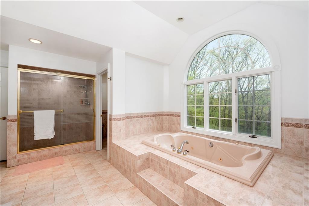 140 Cedar Ridge Butler, PA 16001 - Photo 25 of 41