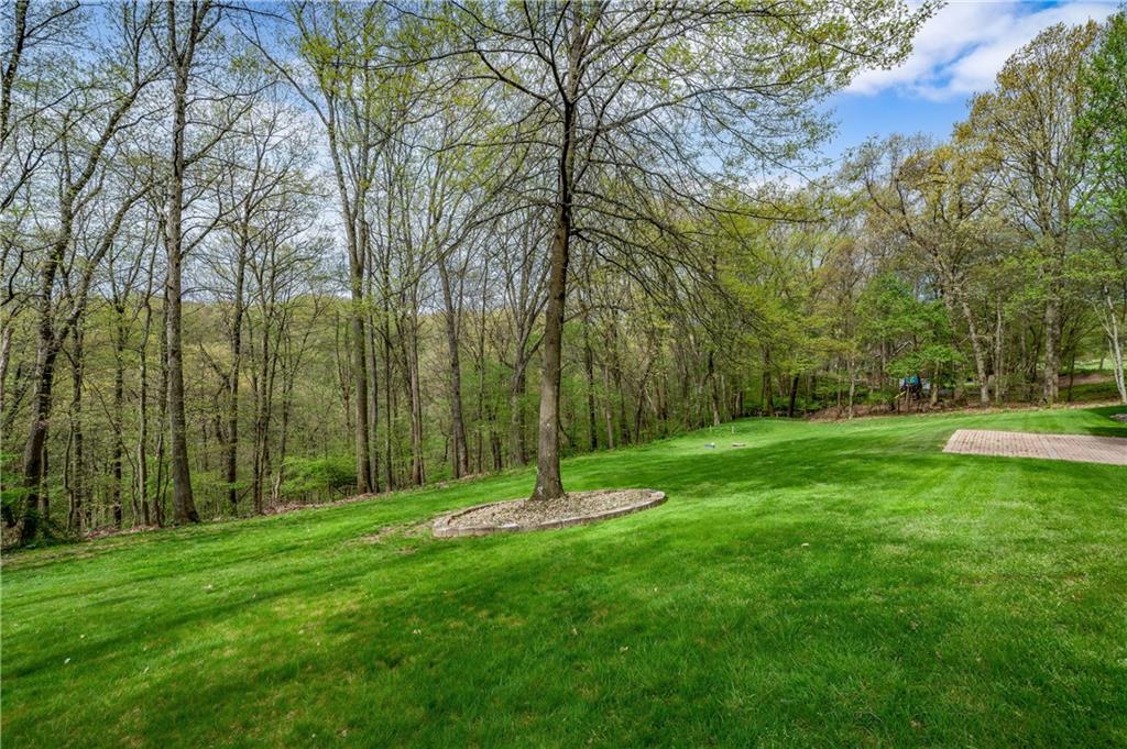 140 Cedar Ridge Butler, PA 16001 - Photo 38 of 41