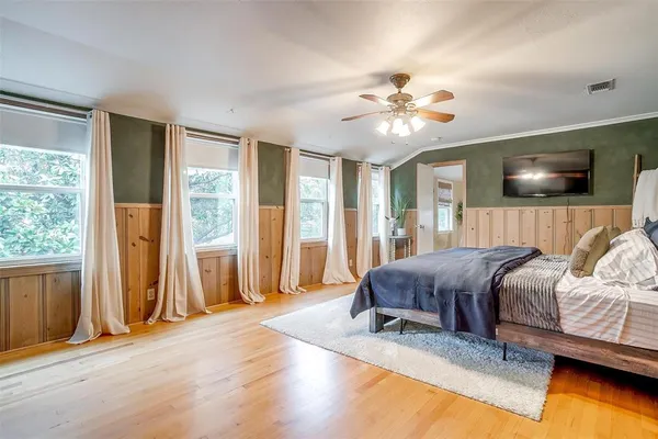 $535,000 | 1505 North Riverside Drive, Fort Worth, TX 76111