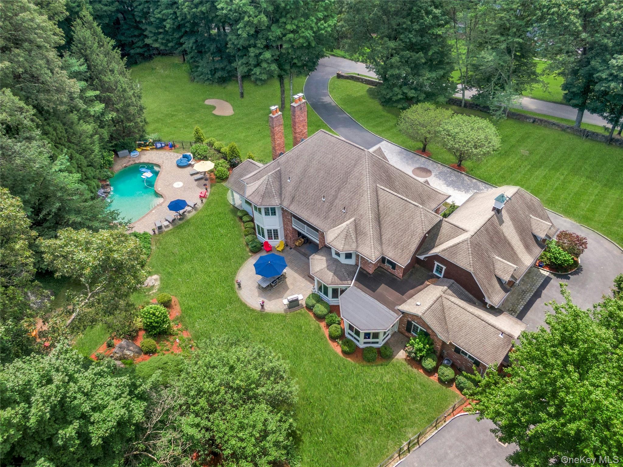 10 Hidden Oak Road Armonk, NY 10504 - Photo 32 of 36