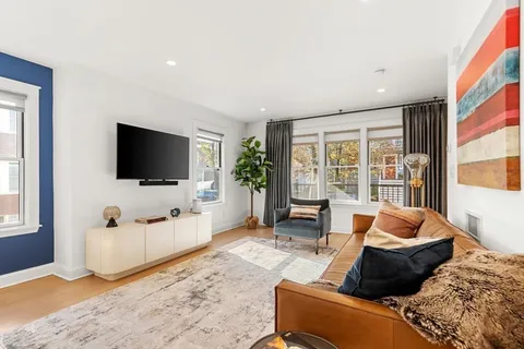 $1,095,000 | 15 Higgins Street, Unit 15, Arlington, MA 02476