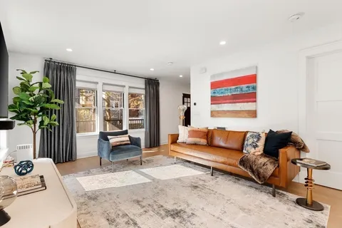 $1,095,000 | 15 Higgins Street, Unit 15, Arlington, MA 02476