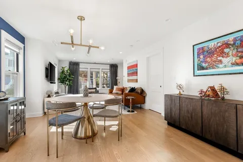 $1,095,000 | 15 Higgins Street, Unit 15, Arlington, MA 02476