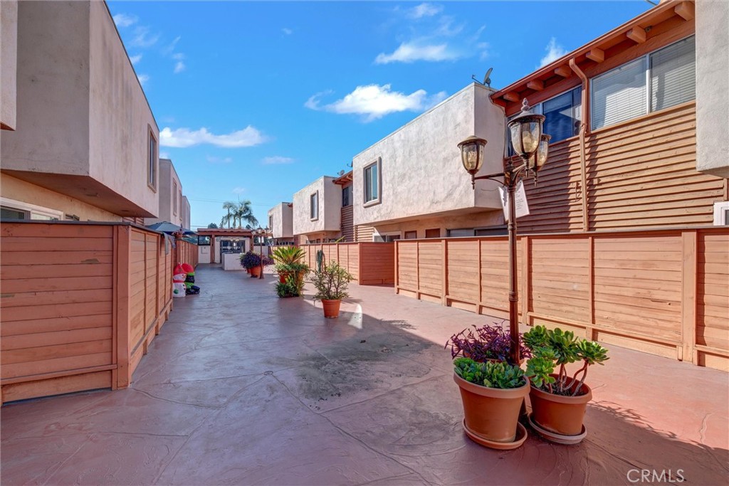 7033 Stewart And Gray Road, Unit 24 Downey, CA 90241 - Photo 28 of 39 a view of a street with sitting area