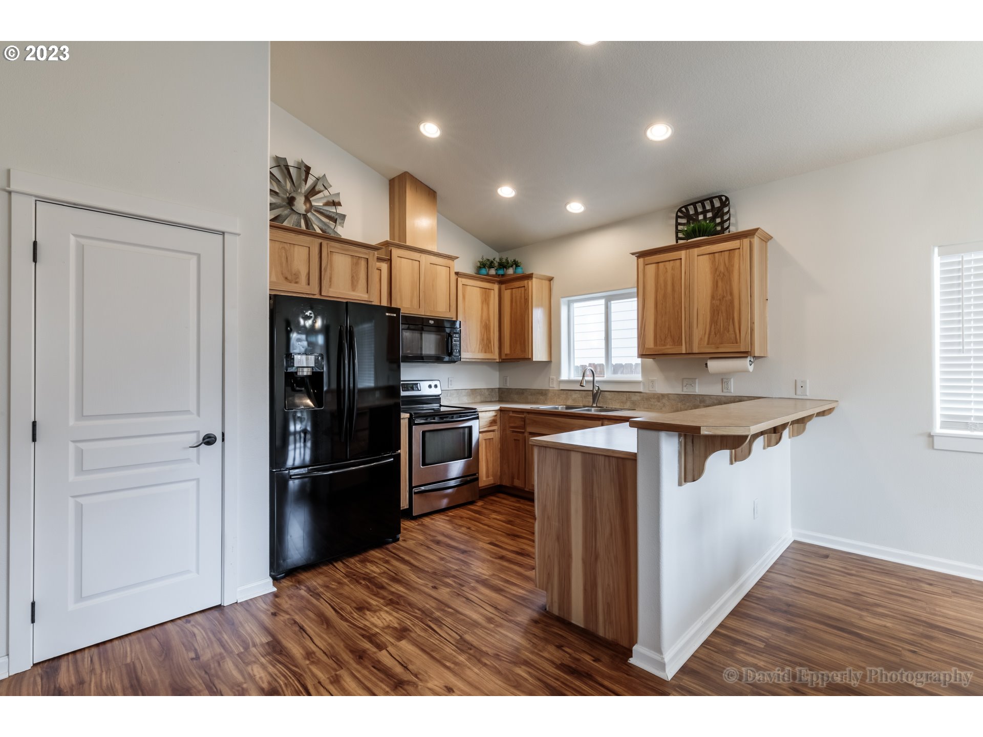 58696 Noble Road St. Helens, OR 97051 - Photo 5 of 14 Dining Room