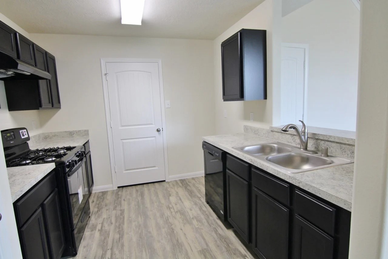 Photos may be representative of the floor plan and not the exact home. Finishes, layout, and features of the actual property for lease may vary.
