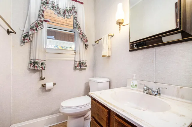 $264,000 | 570 Invicta Drive, Niles, MI 49120