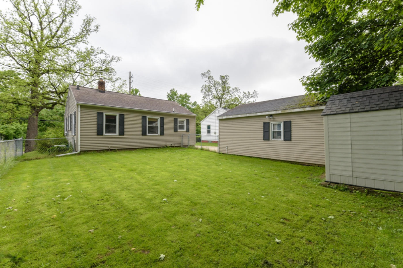 1916 Miller Road Kalamazoo, MI 49001 - Photo 19 of 26 Miller_Rd_1916_Kalamazoo_49009-32