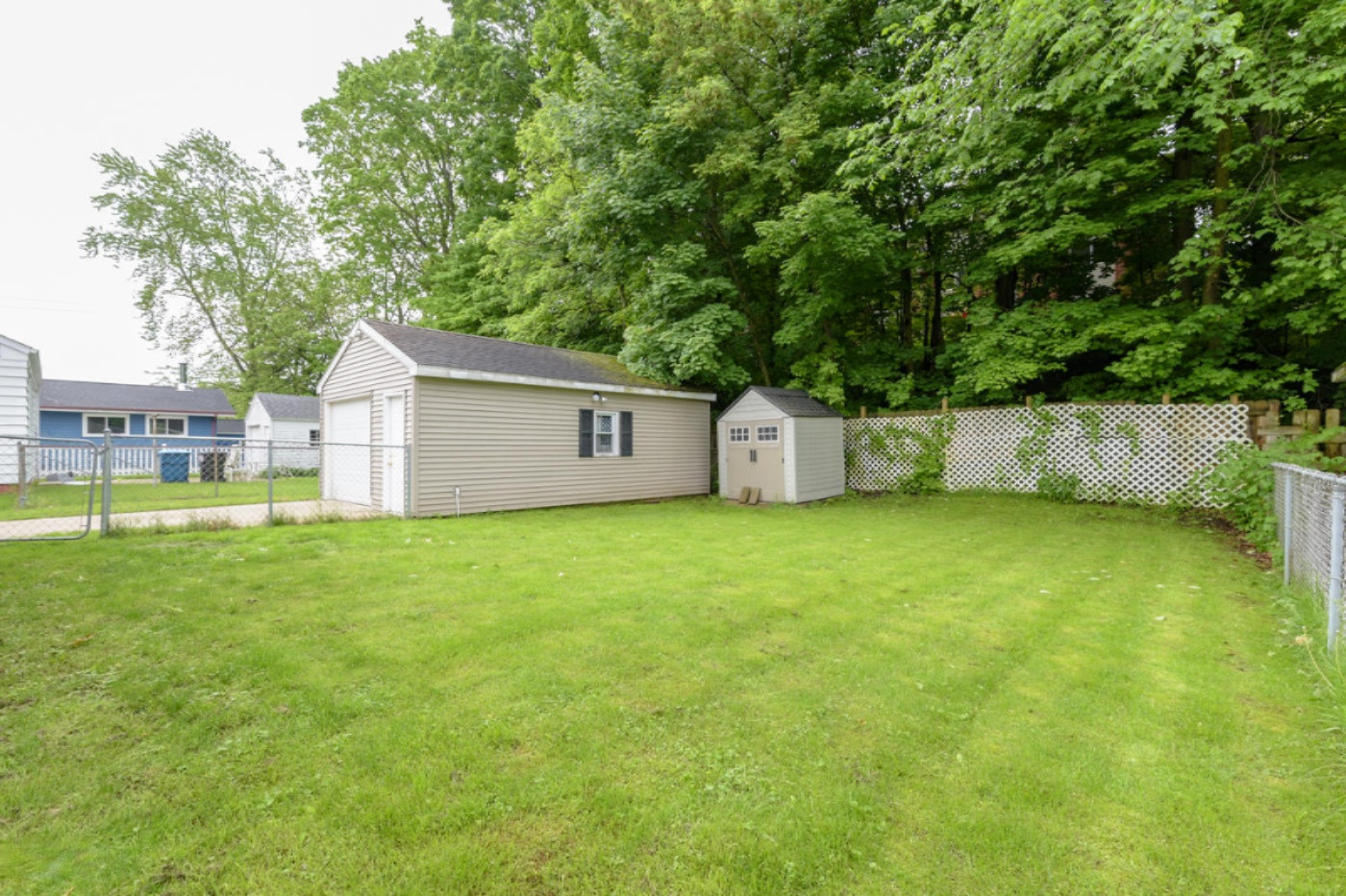 1916 Miller Road Kalamazoo, MI 49001 - Photo 20 of 26 Miller_Rd_1916_Kalamazoo_49009-31
