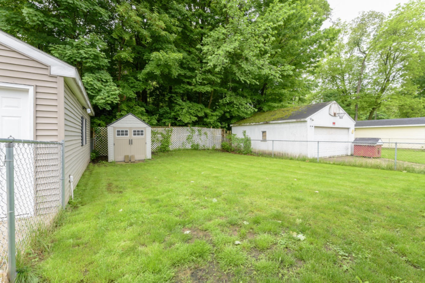 1916 Miller Road Kalamazoo, MI 49001 - Photo 23 of 26 Miller_Rd_1916_Kalamazoo_49009-30