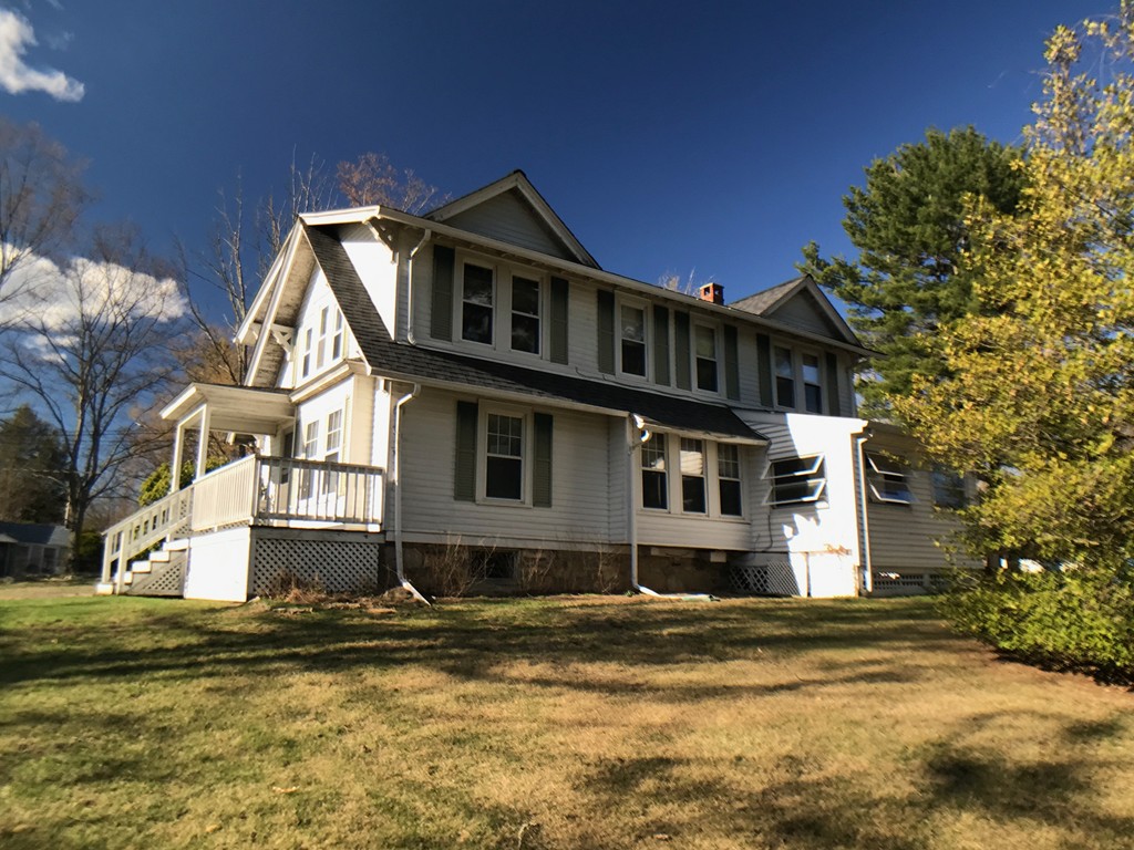 233 Providence Road Grafton, MA 01560 - Photo 3 of 8 Gallery Image 3