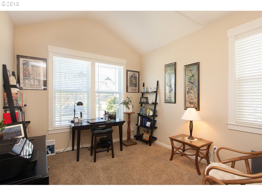 18756 Elder Road Oregon City, OR 97045 - Photo 14 of 22 Gallery Image 14