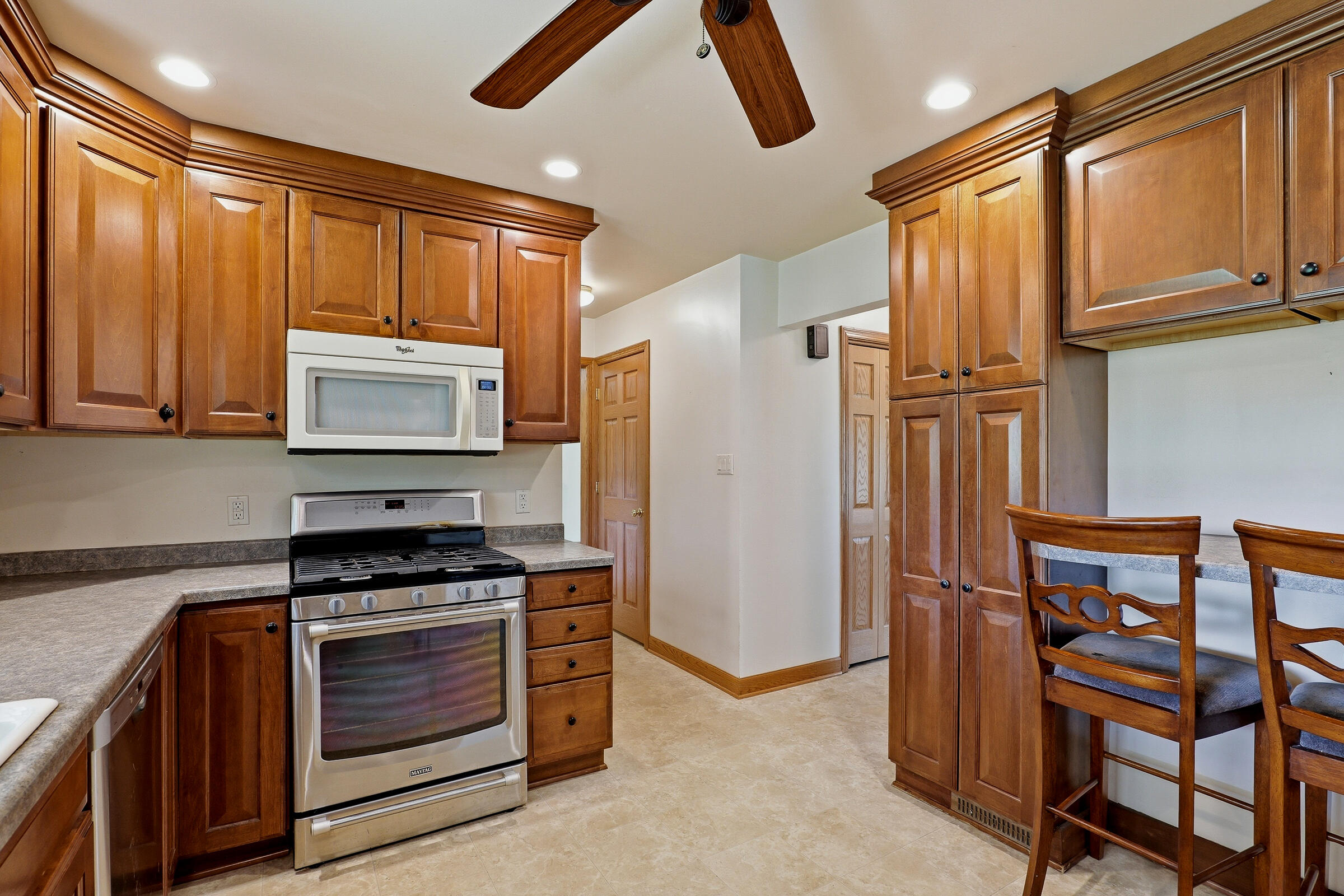 4528 Lakeshore Road Sheboygan, WI 53083 - Photo 14 of 54 4528Lakeshore-14