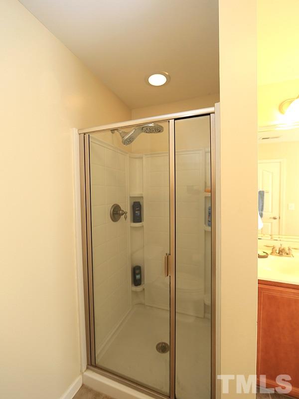 6010 McDevon Drive Raleigh, NC 27617 - Photo 15 of 20