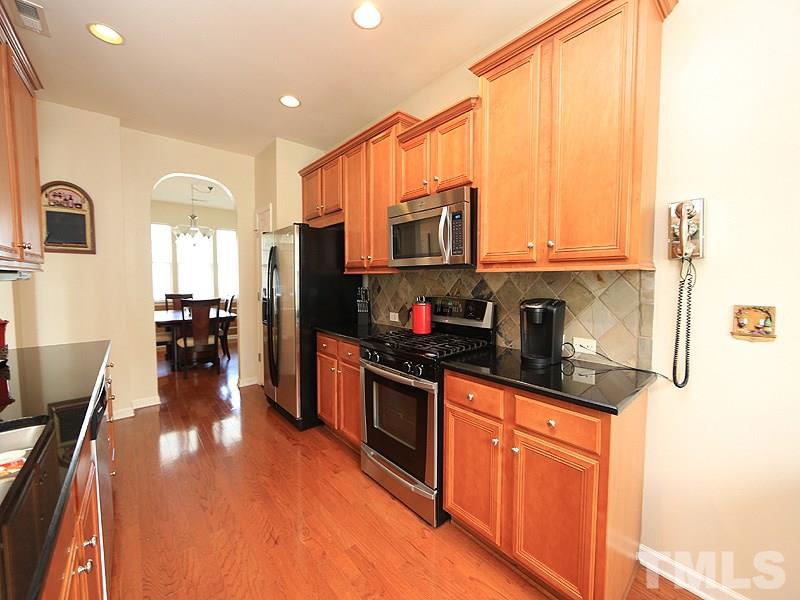6010 McDevon Drive Raleigh, NC 27617 - Photo 5 of 20
