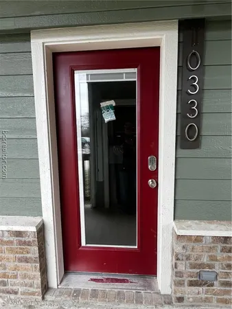 $1,200 | 10330 North Dowling Road, College Station, TX 77845
