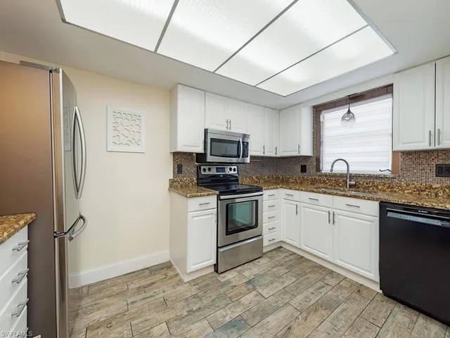 $259,000 | 39 Watercolor Way, Unit 39, Naples, FL 34113