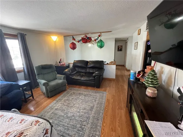 $269,900 | 5708 Aaron Drive, Lockport Town, NY 14094