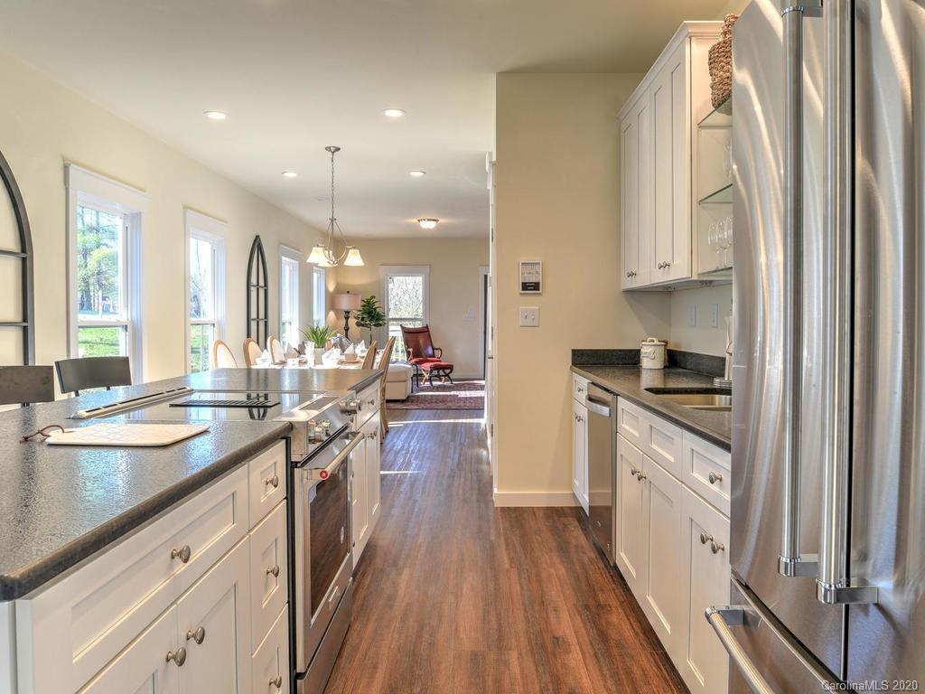 310 Pritchard Road Candler, NC 28715 - Photo 15 of 34 Gallery Image 15