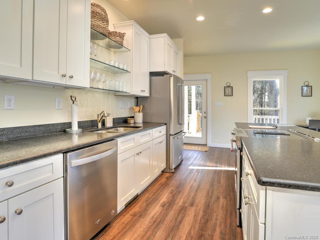 310 Pritchard Road Candler, NC 28715 - Photo 18 of 34 Gallery Image 18