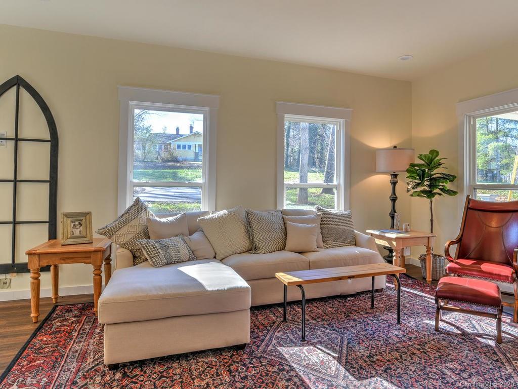 310 Pritchard Road Candler, NC 28715 - Photo 8 of 34 Gallery Image 8