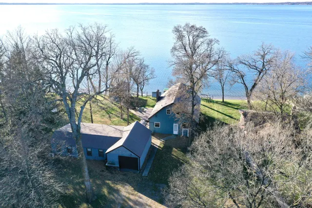 $1,300,000 | 14160 Indian Beach Road, Spicer, MN 56288
