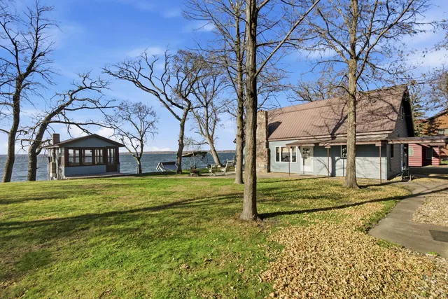 $1,300,000 | 14160 Indian Beach Road, Spicer, MN 56288