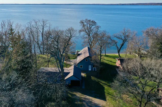 $1,300,000 | 14160 Indian Beach Road, Spicer, MN 56288