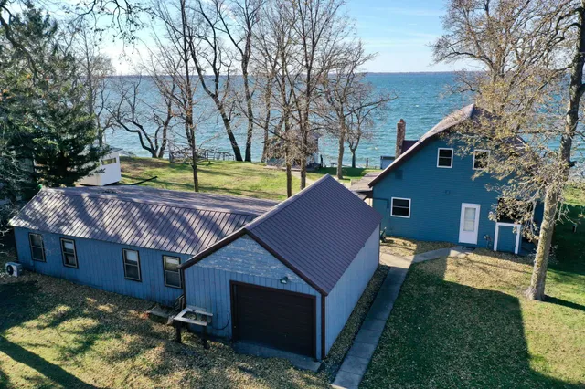 $1,300,000 | 14160 Indian Beach Road, Spicer, MN 56288