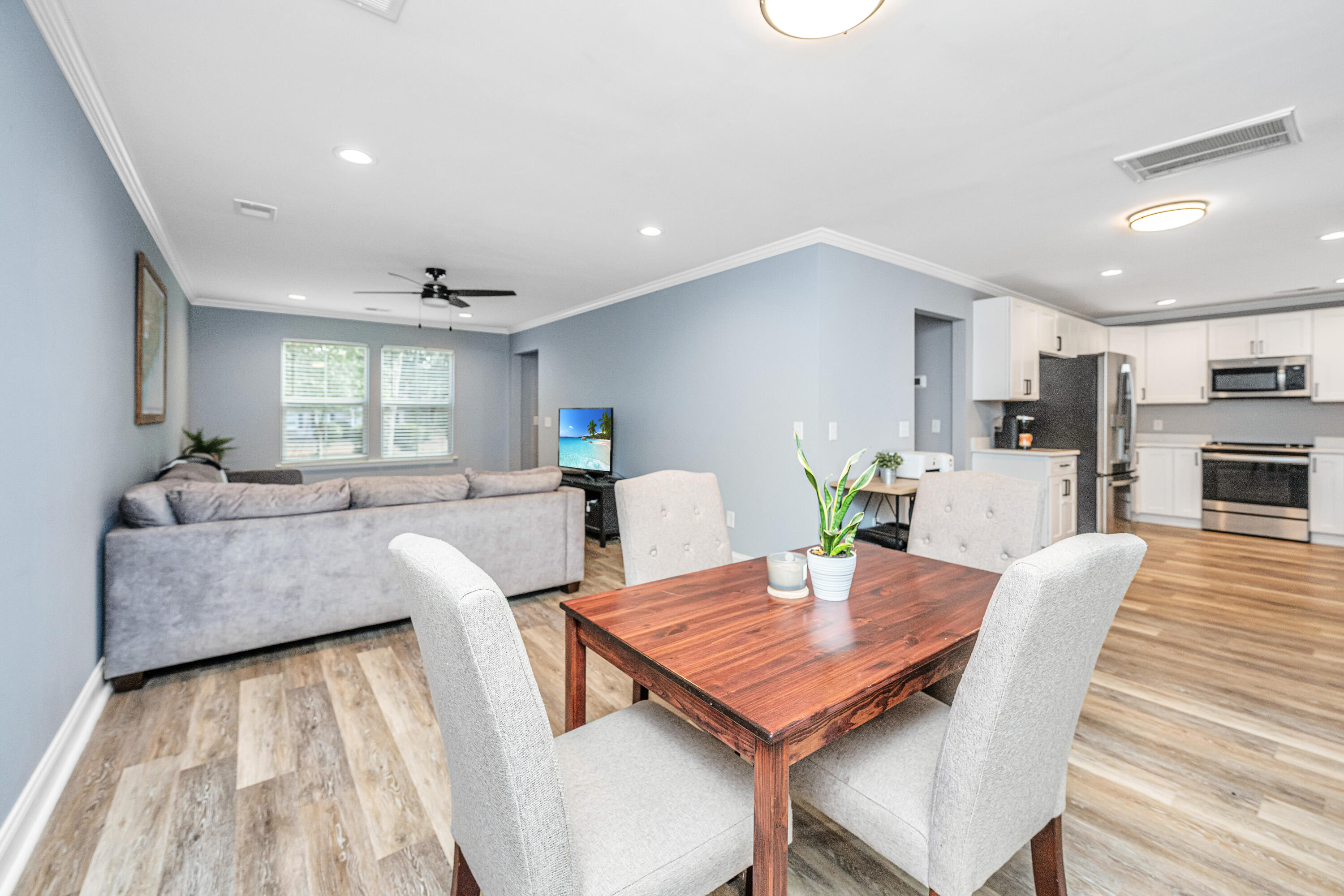 5731 Chaplins Landing Road Hollywood, SC 29449 - Photo 5 of 41 5731ChaplinsLandingRd016