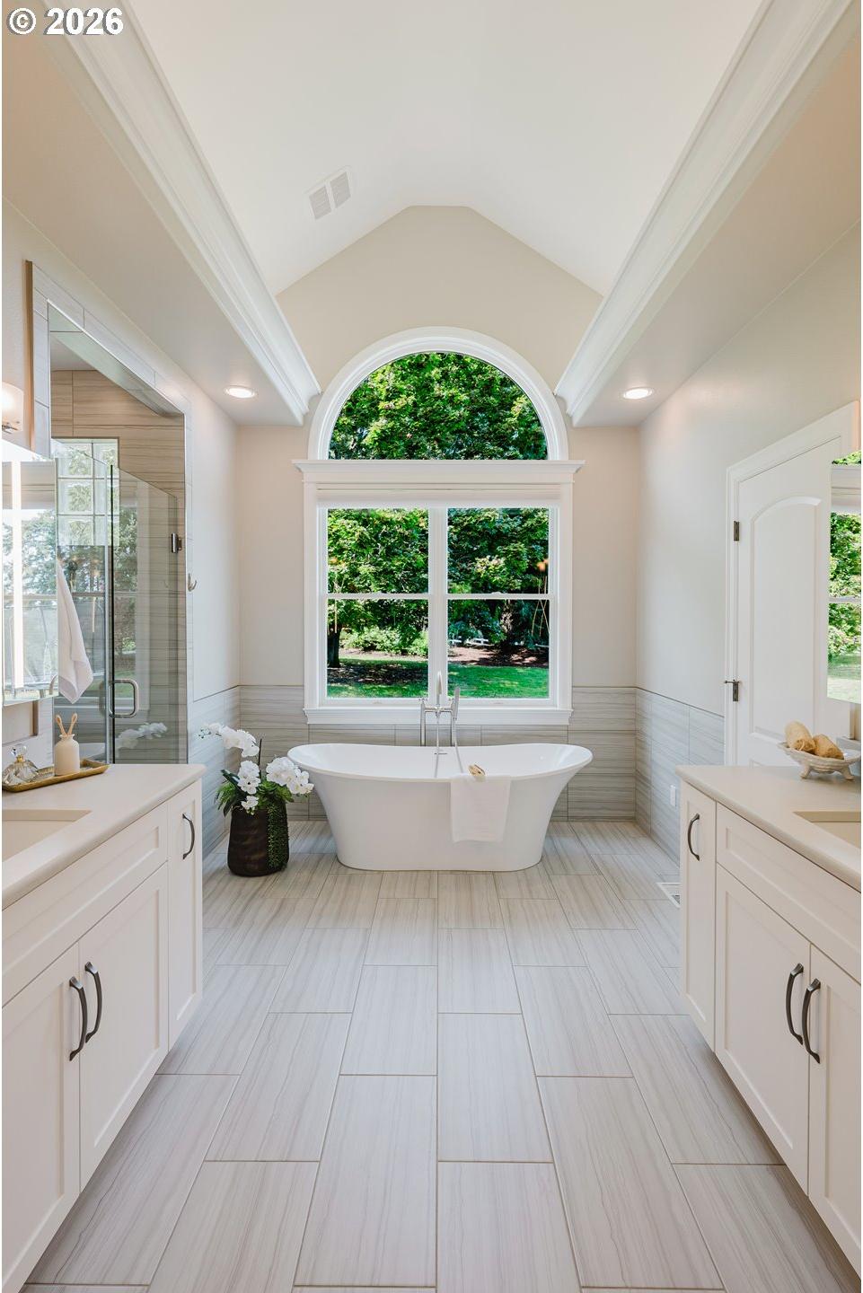 6299 Southwest Meridian Way Tualatin, OR 97062 - Photo 24 of 47 Owner's Suite Bathroom