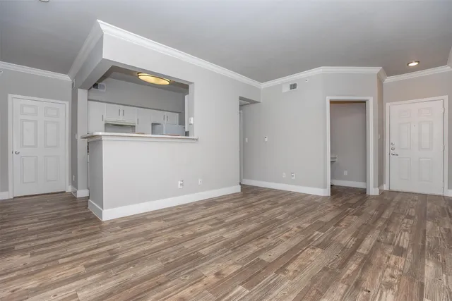 $1,480 | 19100 Glenwest Drive, Unit 221, Friendswood, TX 77546