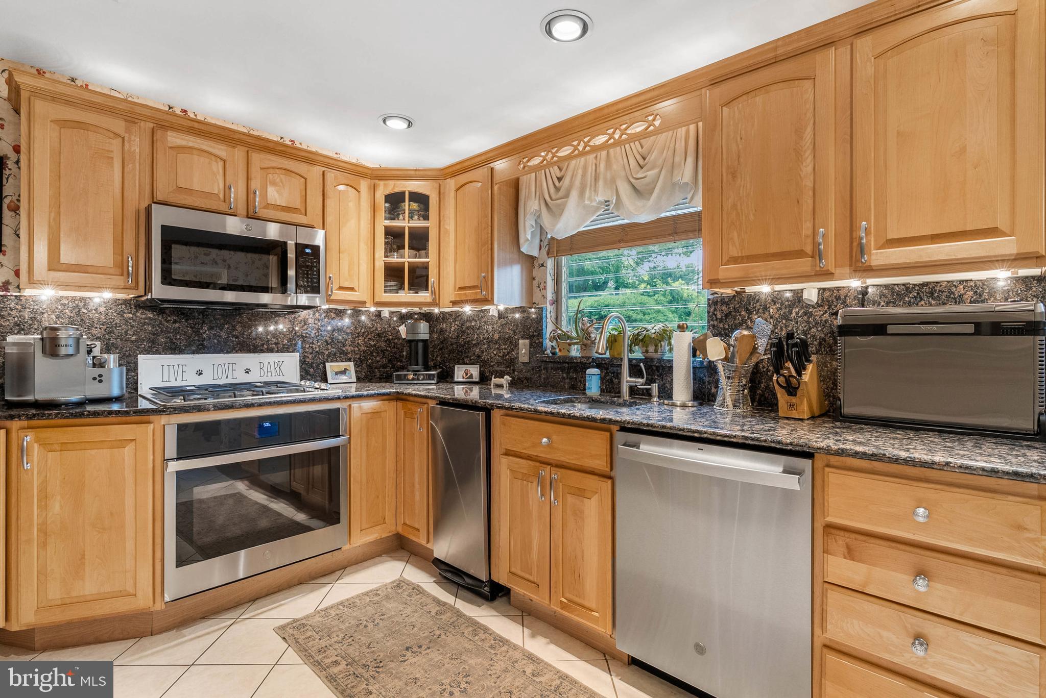 332 Franklin Avenue Springfield, PA 19064 - Photo 17 of 78