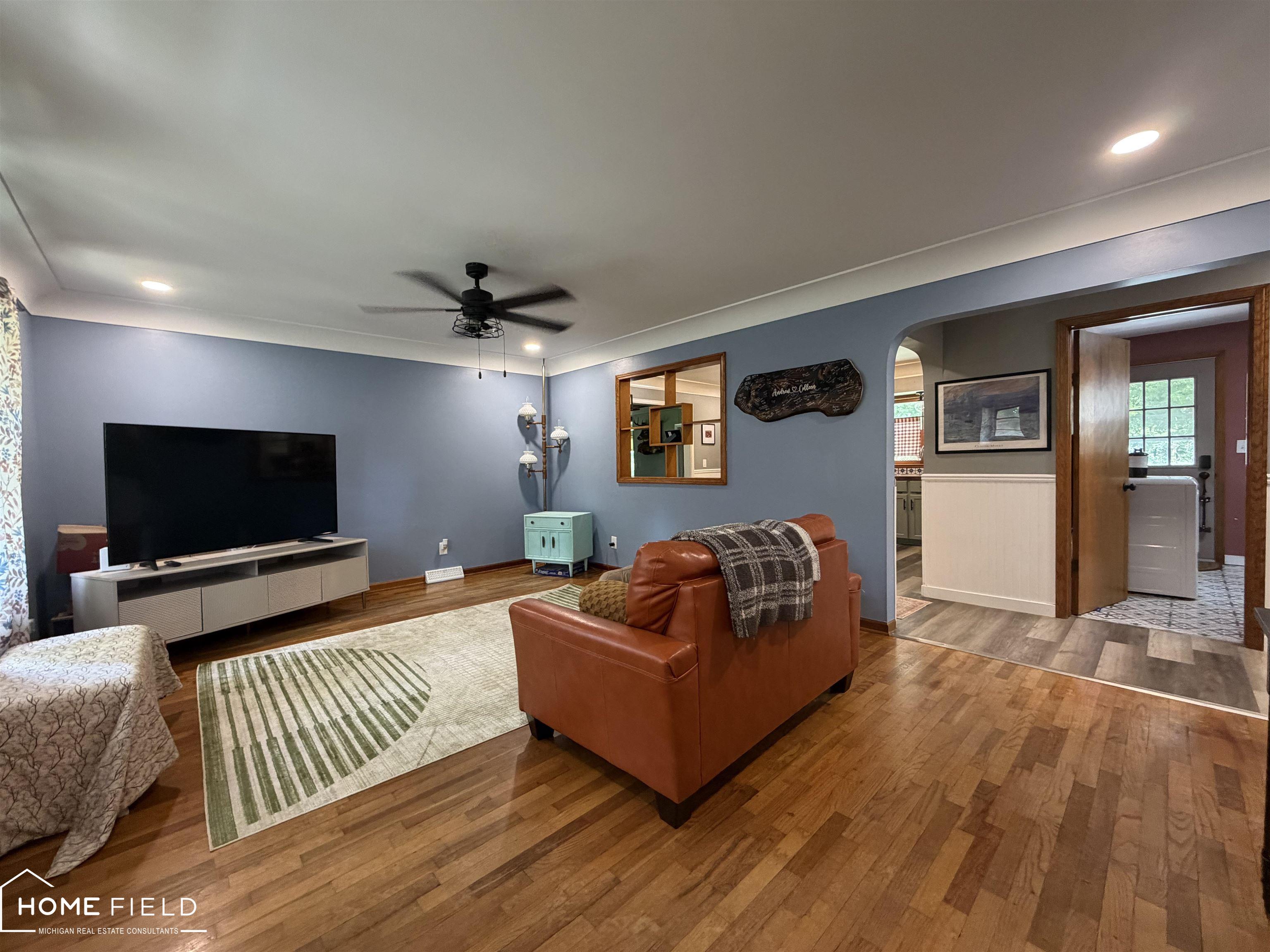 2660 South Morrice Road Owosso, MI 48867 - Photo 4 of 36