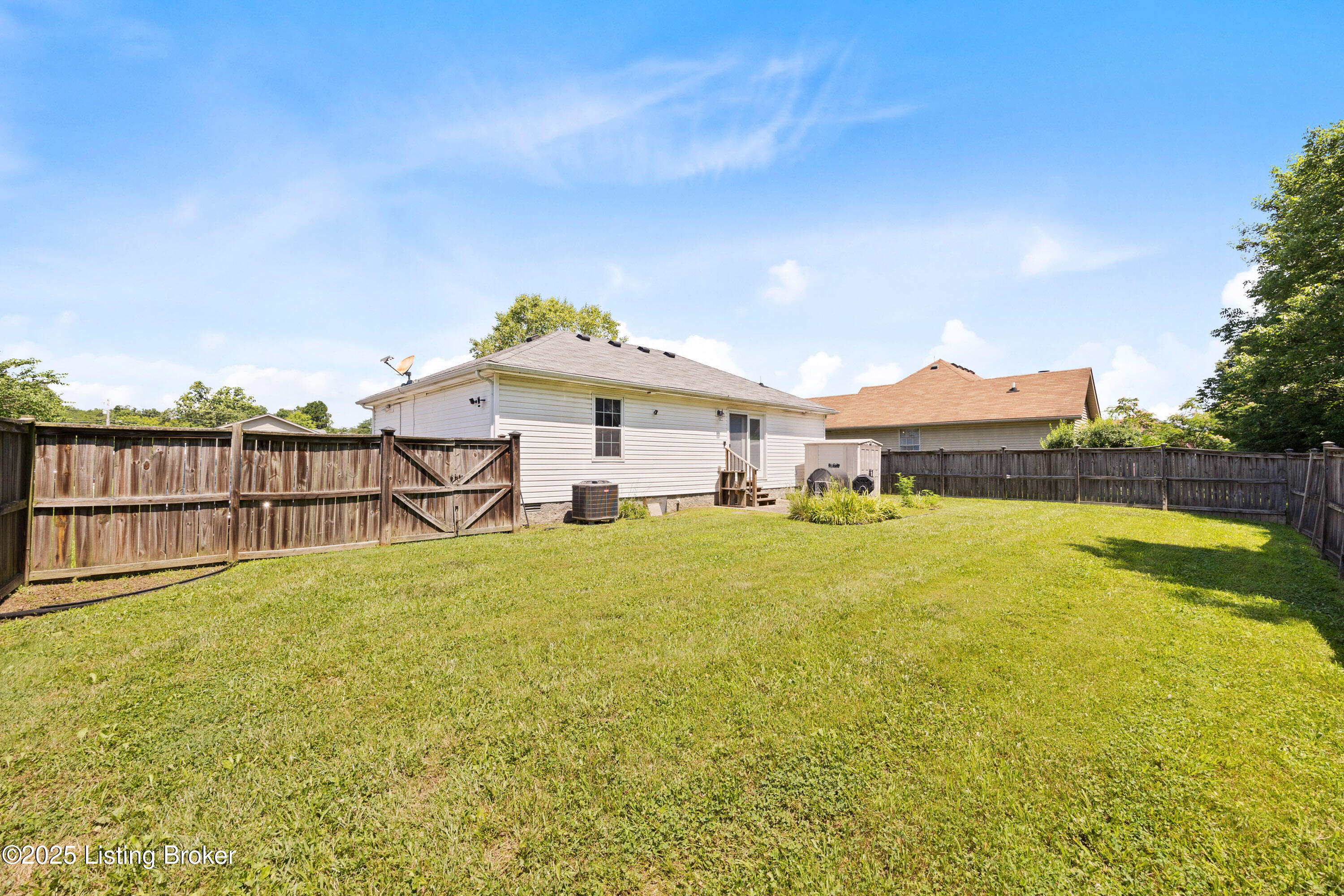 108 Madison Rae Boulevard Shepherdsville, KY 40165 - Photo 13 of 26 023