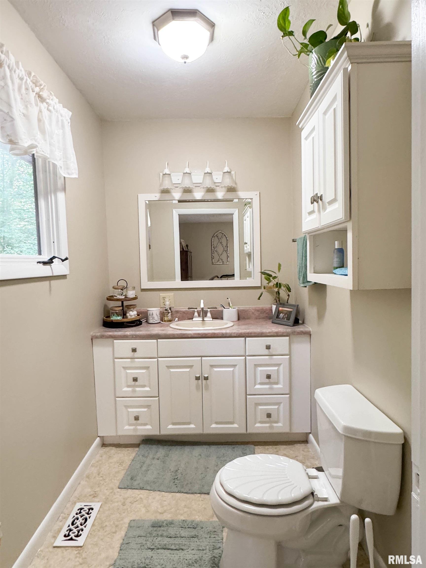 1125 Kaolin Road Cobden, IL 62920 - Photo 54 of 63 Gallery Image 54