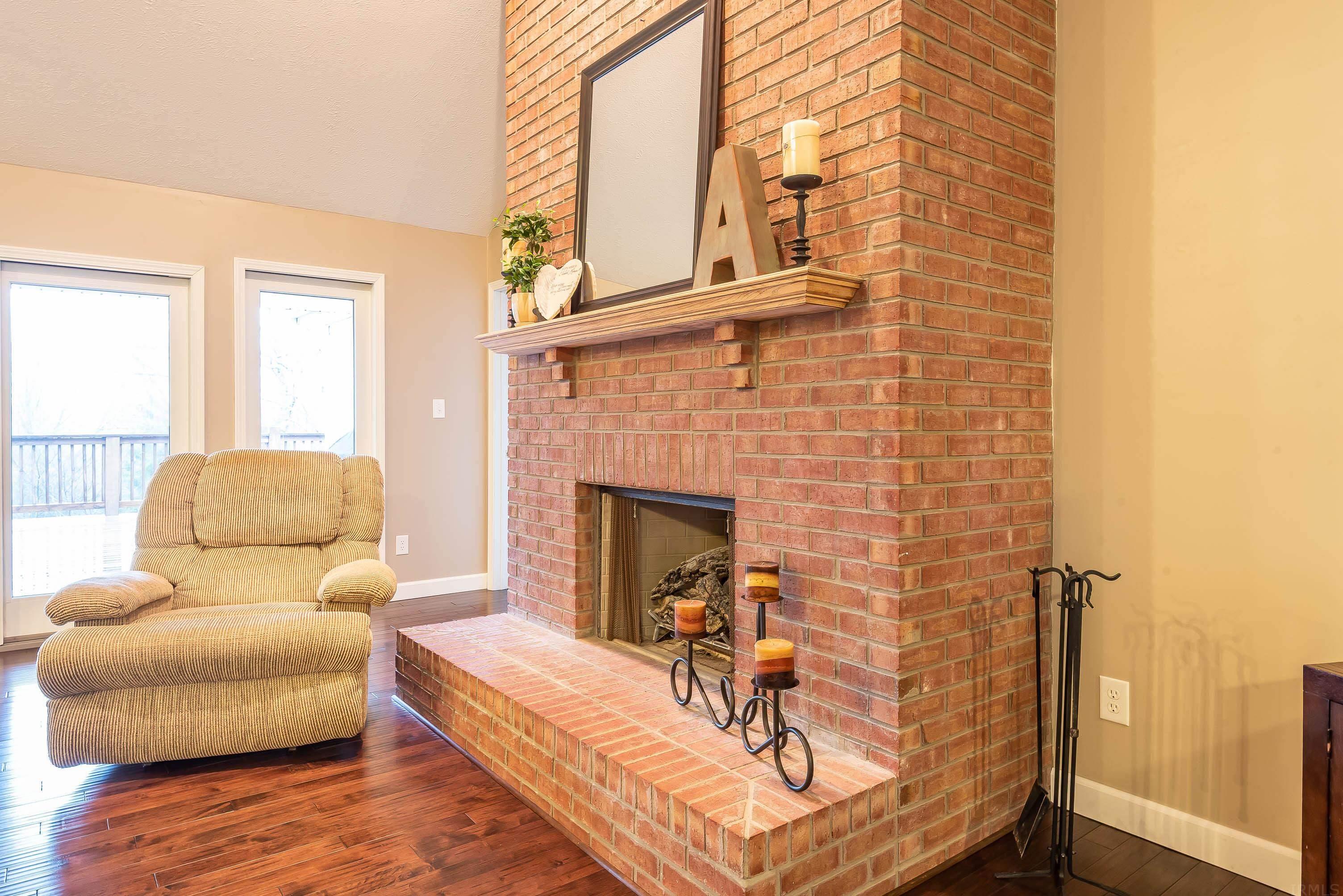 8577 South Gore Road Bloomington, IN 47403 - Photo 5 of 31 Gallery Image 5