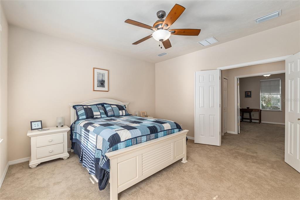 4947 Southwest 91st Way Gainesville, FL 32608 - Photo 35 of 54