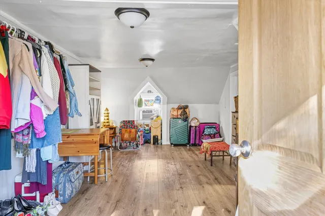 $137,900 | 208 South Poplar Street, Urbana, IL 61802