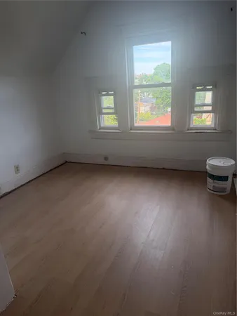$2,400 | 148 Claremont Avenue, Mount Vernon, NY 10550