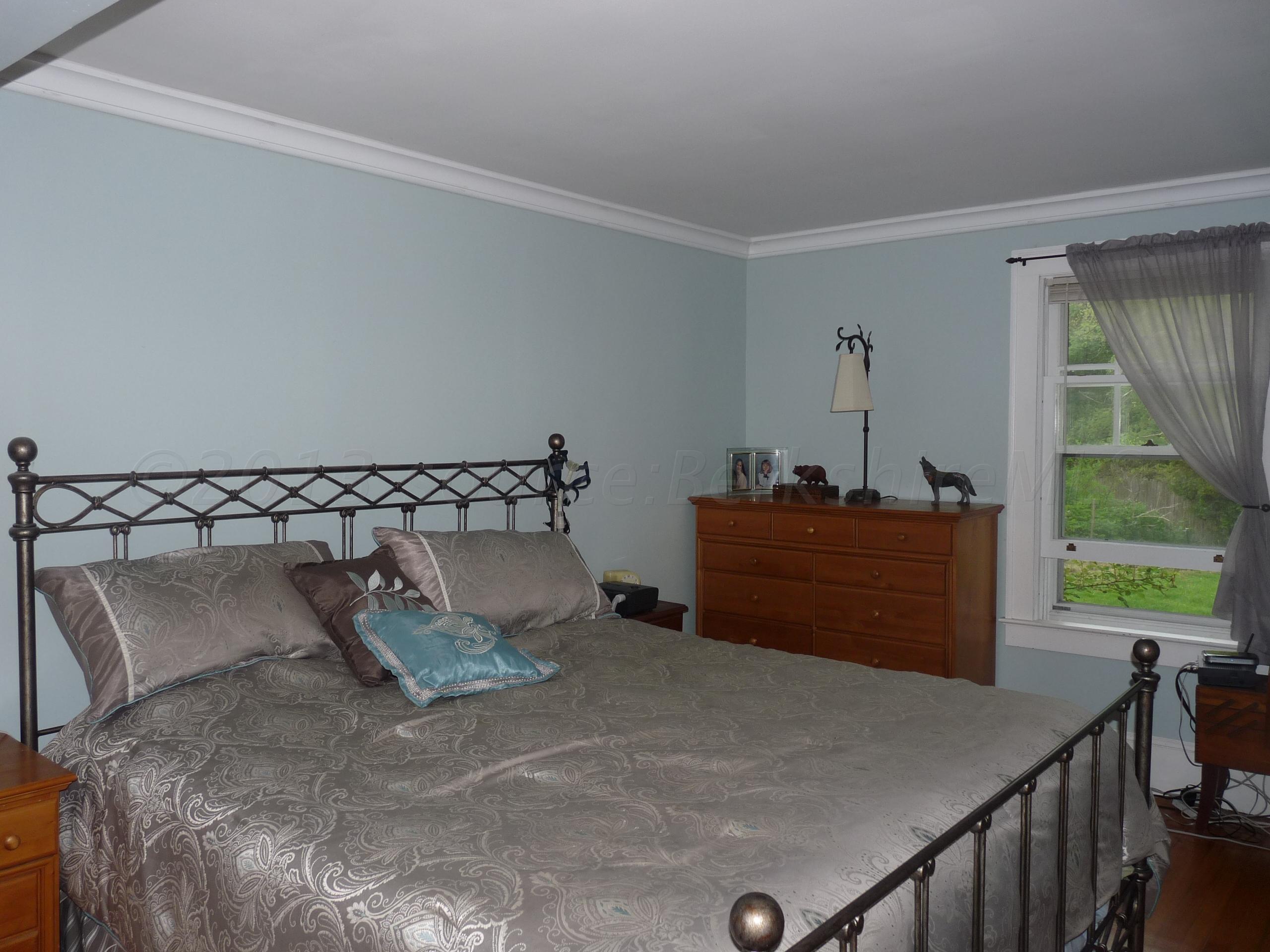 107 New Lenox Road Lenox, MA 01240 - Photo 14 of 30 master bedroom