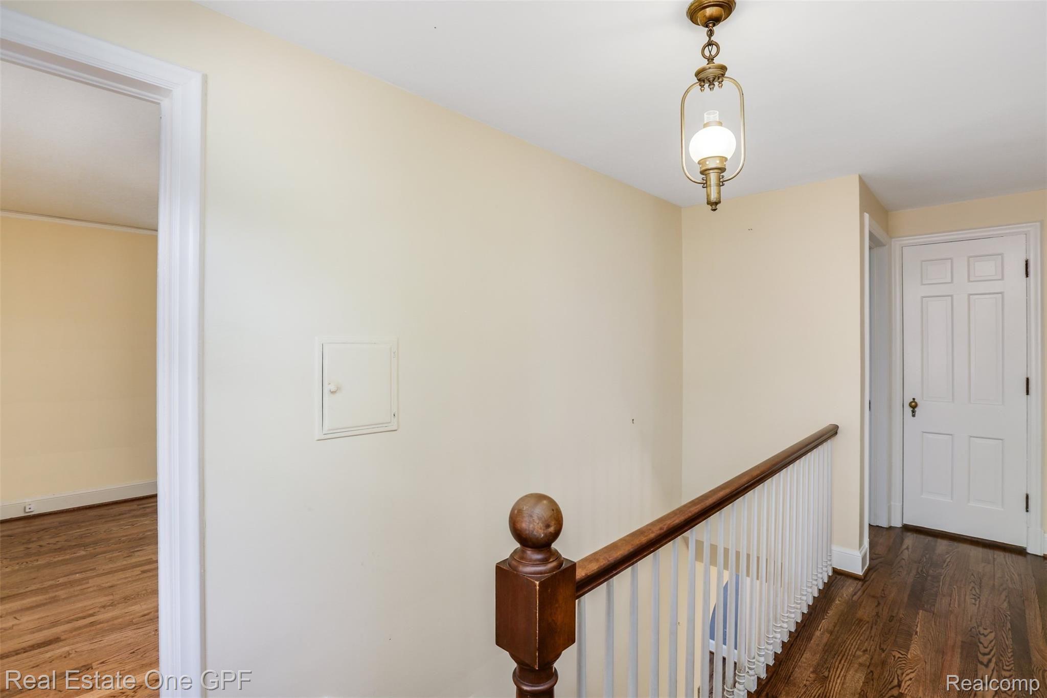 811 Fisher Road Grosse Pointe, MI 48230 - Photo 16 of 33 811+Fisher+Rd+Grosse+Pointe-28-original.jpg