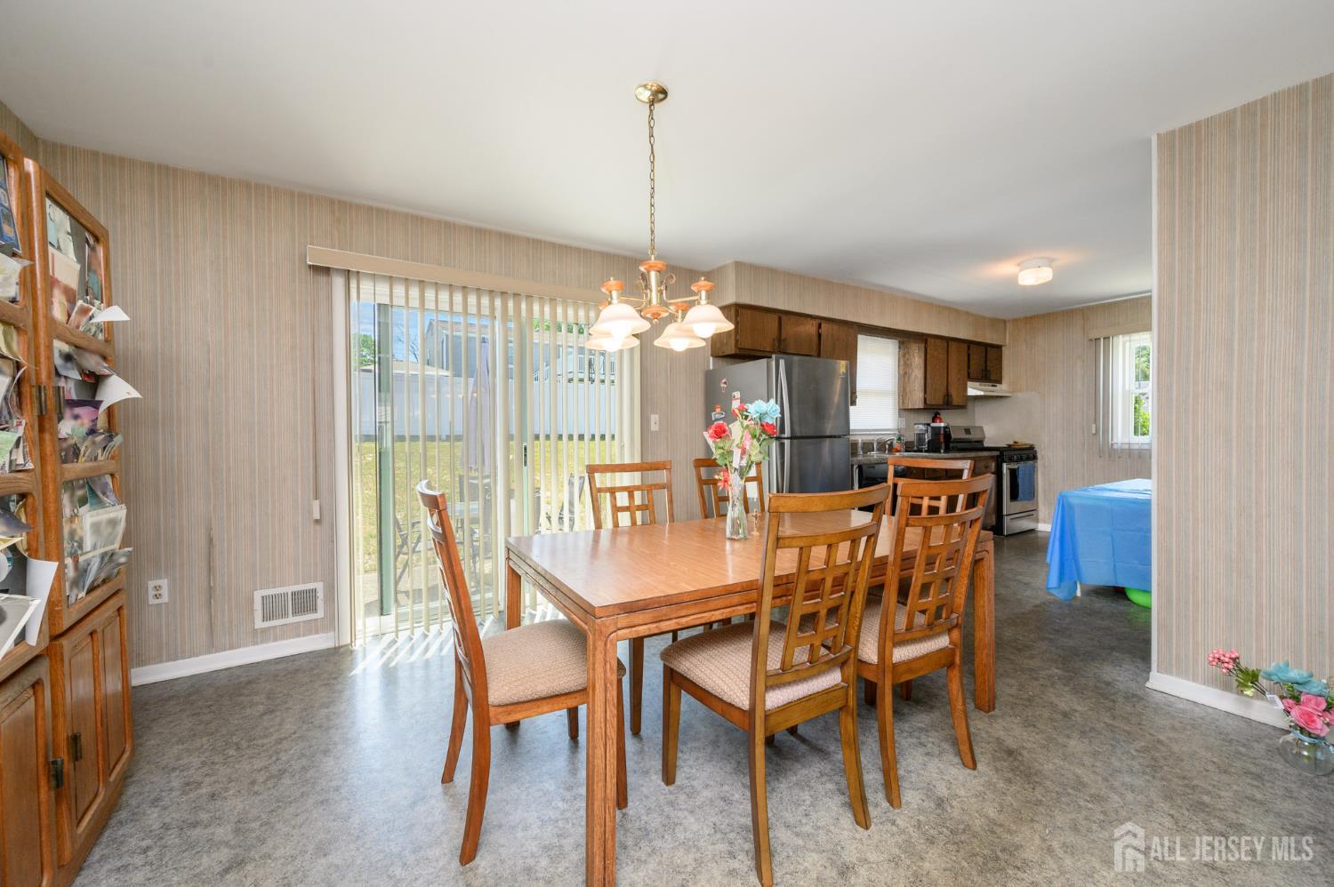 5 Evergreen Place Howell, NJ 07731 - Photo 7 of 31