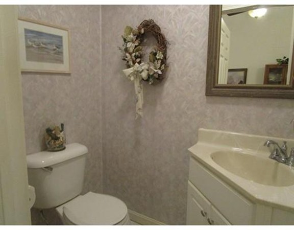 20 B Highfield Road, Unit 20B Charlton, MA 01507 - Photo 13 of 27 Gallery Image 13
